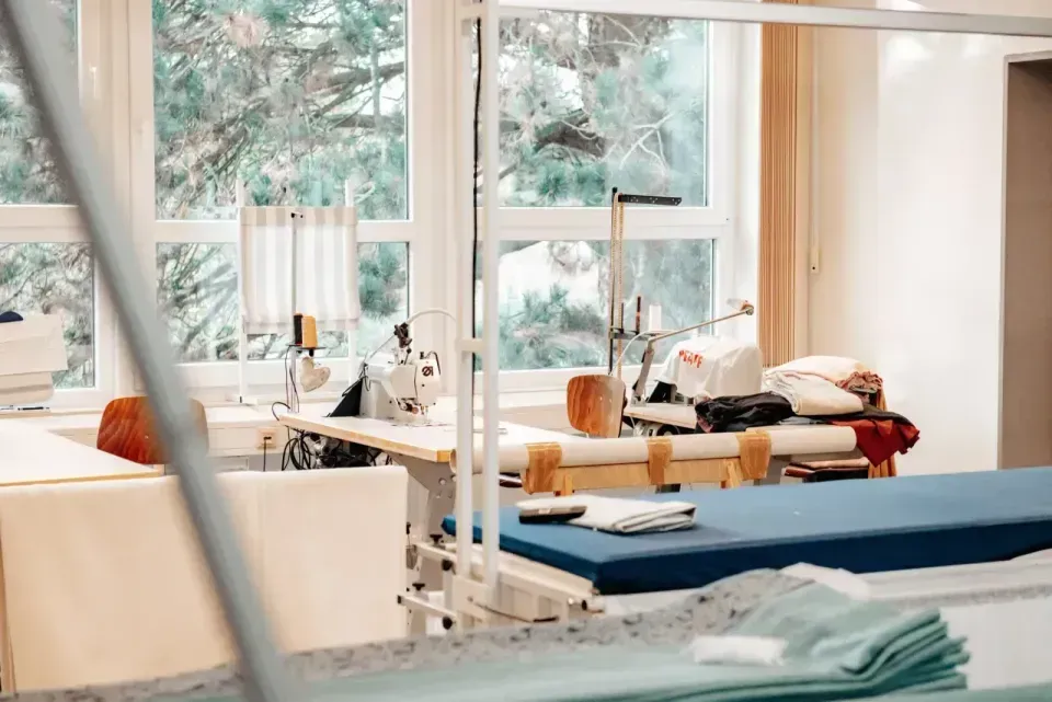 Profilux Werkstatt – Arbeitsplatz in der Nähmanufaktur
